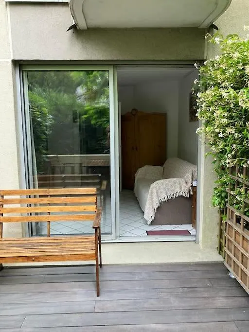 Apartment Studio Avec Terrasse A La Butte Aux Cailles