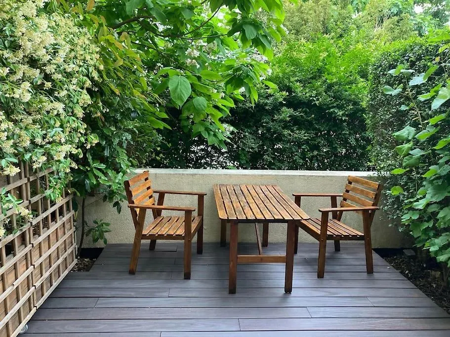 Studio Avec Terrasse A La Butte Aux Cailles Apartment Paris